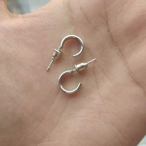 3 jhumka and 2 earrings