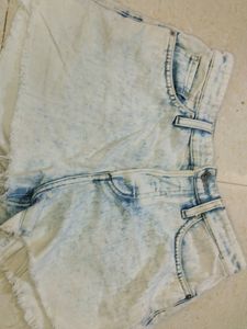 &denim shorts