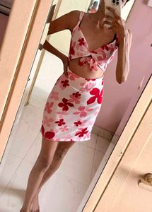 Floral Bodycon Mini Dress🌸