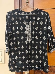 Patterned Black Tunic kurti Top