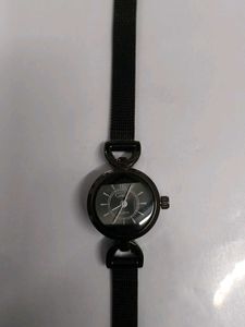 Elegant Black Watch