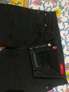 Z Black Colour Bootcut Jeans