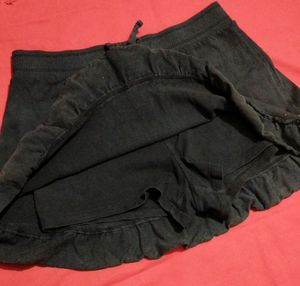 Circo Mini-skirt Black L