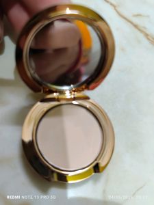 Charlotte Tilbury Airbrush Flawless Finish Compact