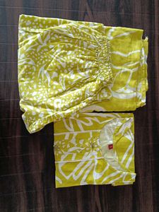 Yellow &amp; White Printed Kurta Set