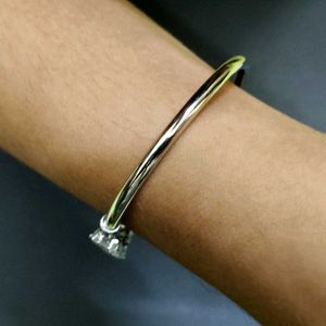 Elegant Bangle Bracelet