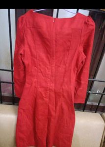New Red Middi