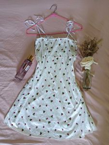 Pinteresty mini dress🍓