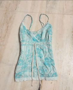 Cute blue floral cami top