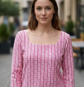 Pink Patterned short kurti