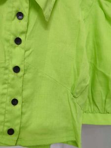 Puffed Sleeve Crop Top