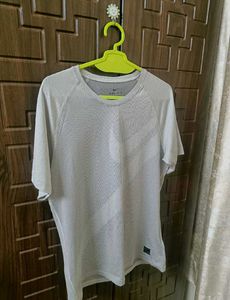 Nike Original Dryfit Size L