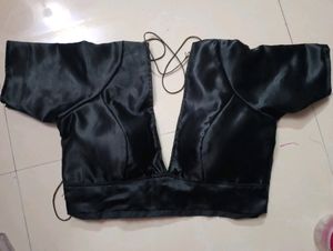 V Neck Blouse Satin Black 🖤