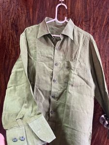 42/L Men Cotton Green Shirt