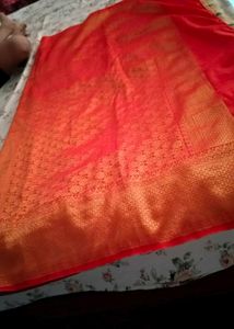 Stunning Floral Silk Sari...