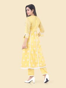 NEW WITH TAG - Kurta, Pant And Dupatta Set