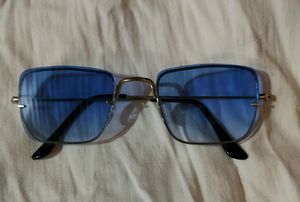 Trendy Glasses 🕶️