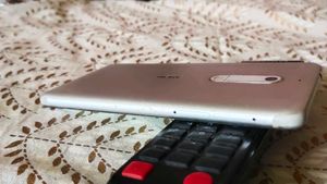 Nokia 5 Slim Phone