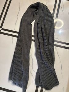 Cozy Gray Knit Scarf