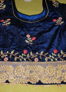 Beautiful😍Lahenga Choli And Dupatta For Girls