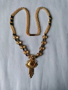 Elegant Beaded Necklace