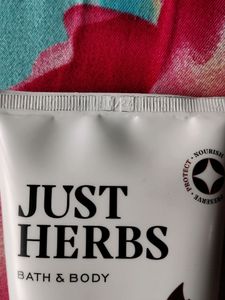 Just Herbs Rose 🌹 Body Wash 200ml