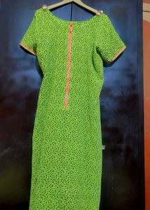 Fluorescent 🟢Green Printed Kurti for 42 Bust