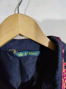 Navy Blue Kurta (Women&#39;s)