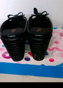 Black Heels With Gift