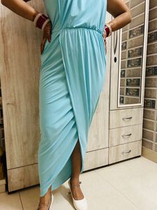 Long Dress in Very Good Condition