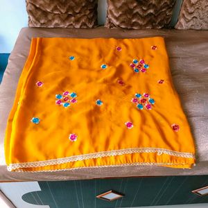 🛍️Elegant Yellow Floral Saree⭐⭐⭐⭐⭐
