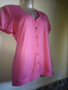 🎁Buy 1, Get 1 Free🎁Pink  Top Size M/L