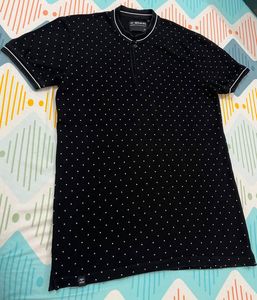 Black Bobby Print Tshirt