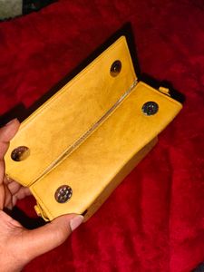 Vintage Inspired Shoulder Bag