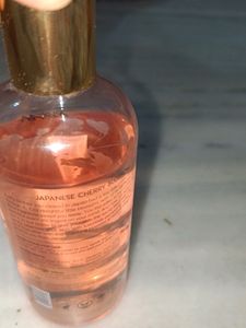 Nykaa Wanderlust Japanese Cheery Blossm Shower Gel