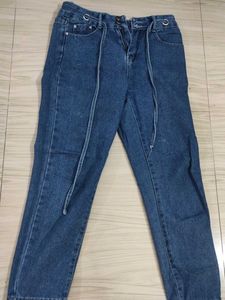 Blue Fit Denim Jeans For Women And Girls.