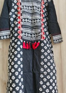 Black Kurta From Pantaloons