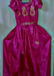 Cotton Silk Gown With Shall And Bellt