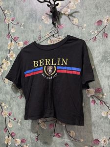 Berlin Graphic Tee