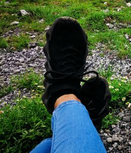 Black Shoes