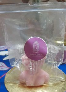 Scented Floral Blind Folded Lady Candle