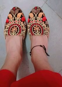 New Sandel