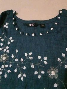 Elegant Embroidered Kurta