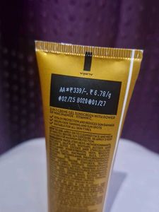 Pond&#39;s Sun Miracle SPF 50+++