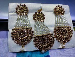 Pearl &amp; Gold Earrings Set