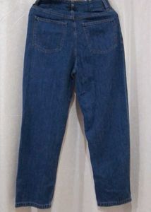 Women's Straight Fit High-Rise Jeans