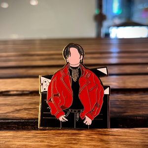 BTS V (Taehyung) Enamel Pin (reselling)
