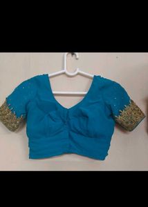 Sarees And Clips