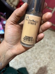 Mac Orignal Matchmaster foundation NC 40