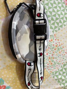 Champion Cross Body New Bag In Grey